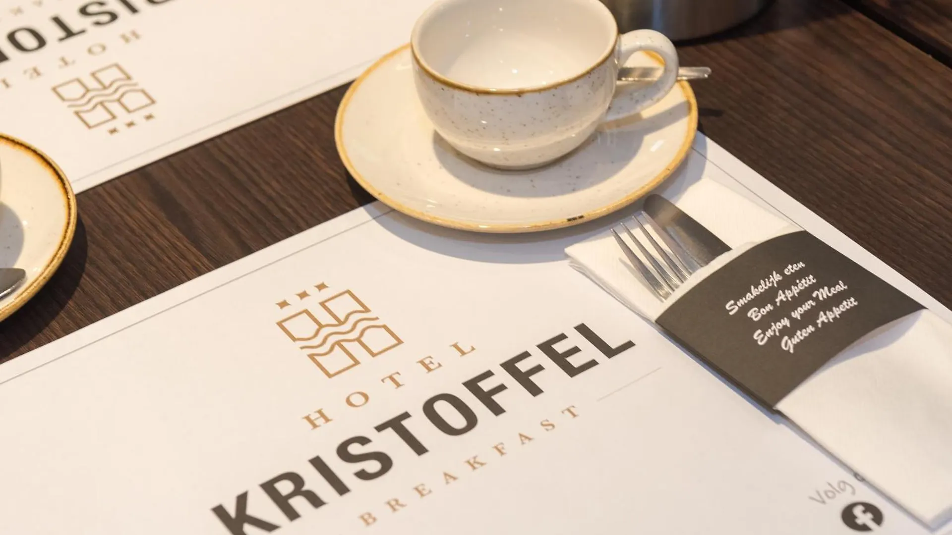מידלקרק Hotel Kristoffel - Ontbijt Inbegrepen בלגיה
