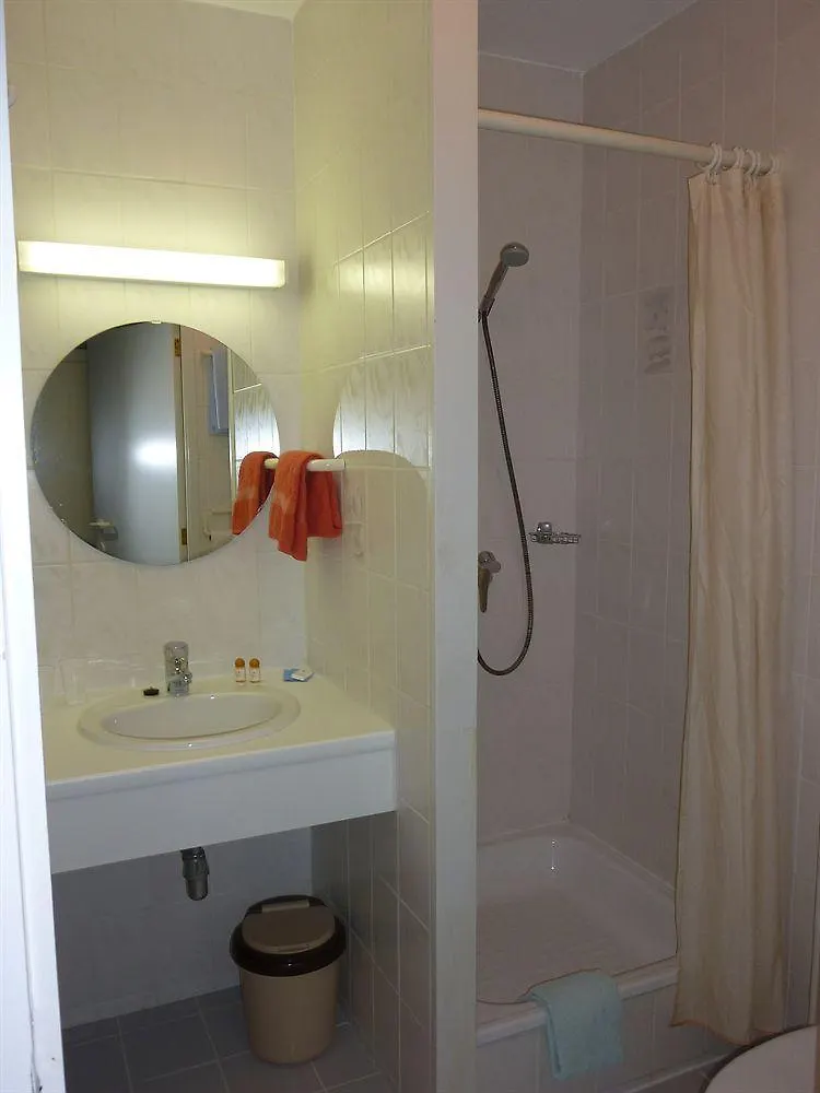 מידלקרק Hotel Kristoffel - Ontbijt Inbegrepen 3*,  בלגיה