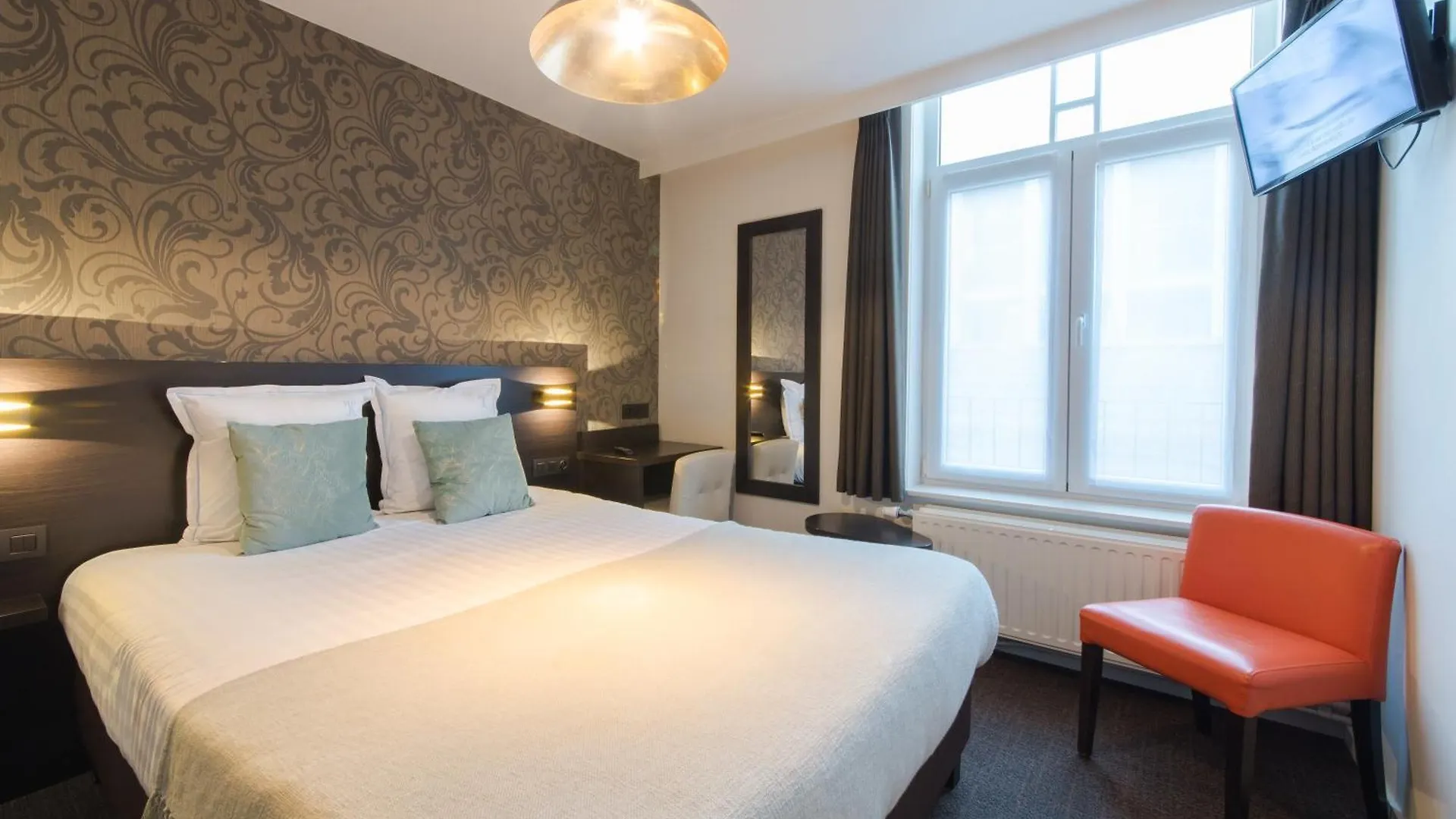 Hotel Kristoffel - Ontbijt Inbegrepen Миделкерк